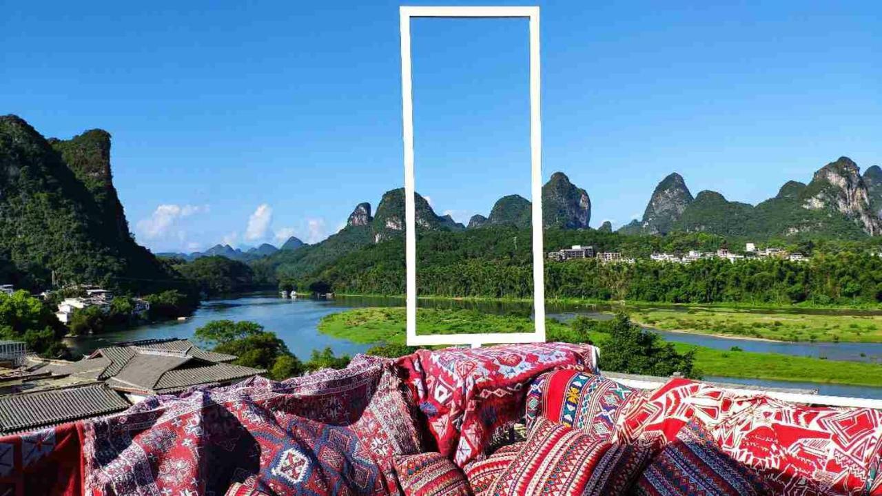 Showbiz Hostel Yangshuo Bilik gambar