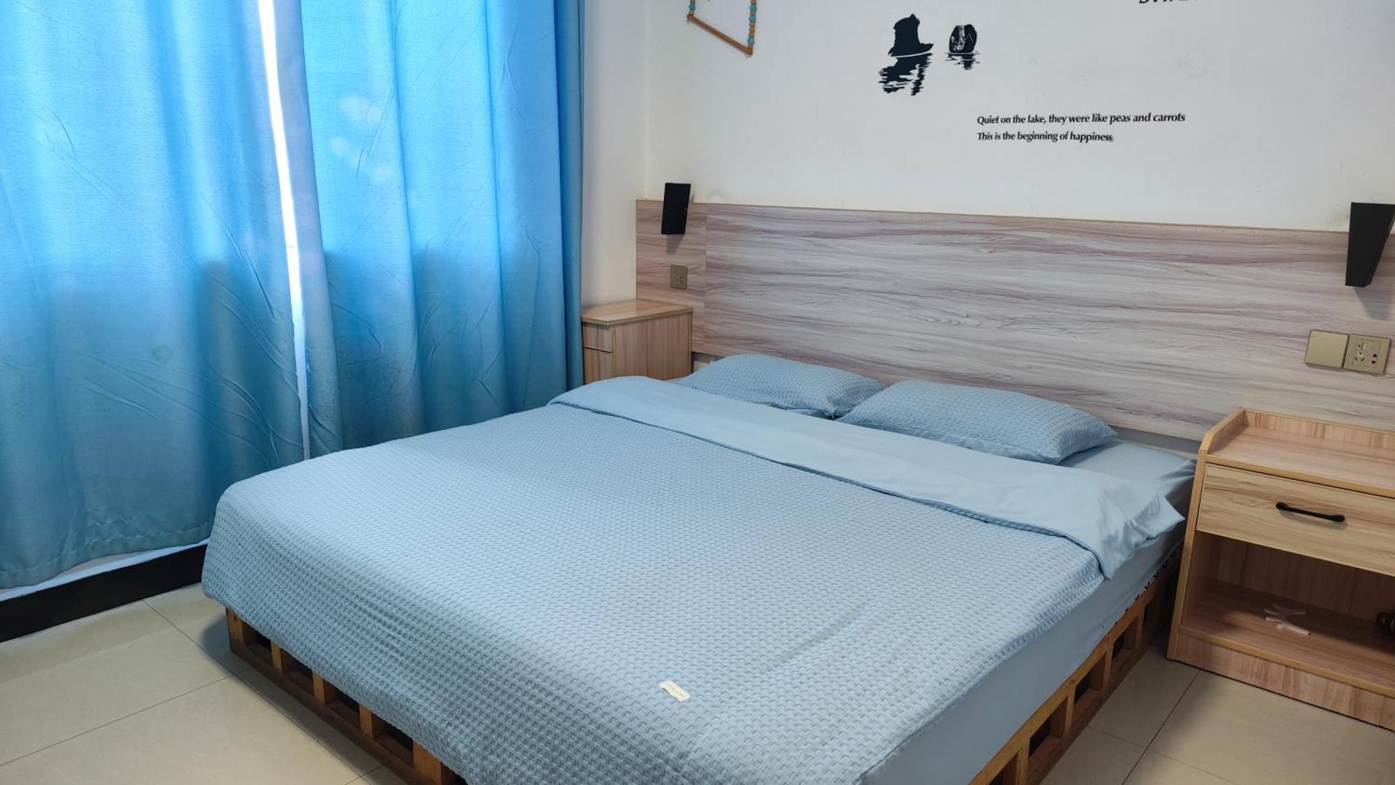 Showbiz Hostel Yangshuo Luaran gambar