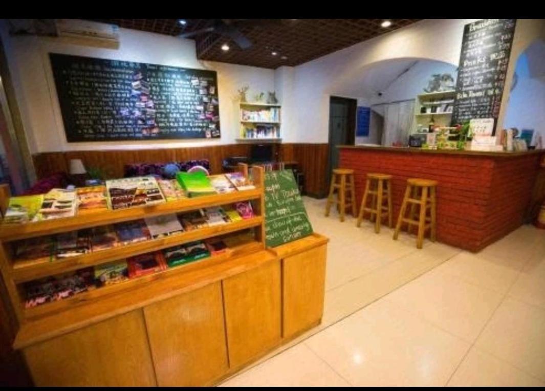 Showbiz Hostel Yangshuo Luaran gambar