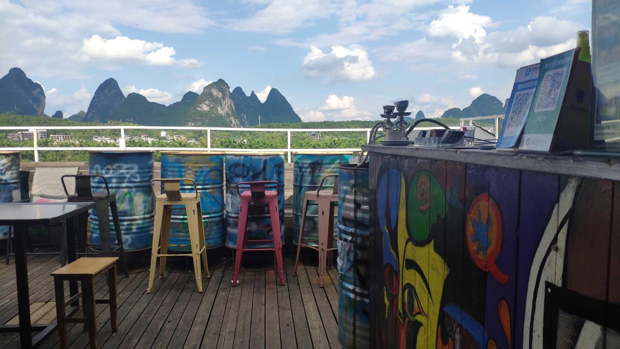 Showbiz Hostel Yangshuo Luaran gambar